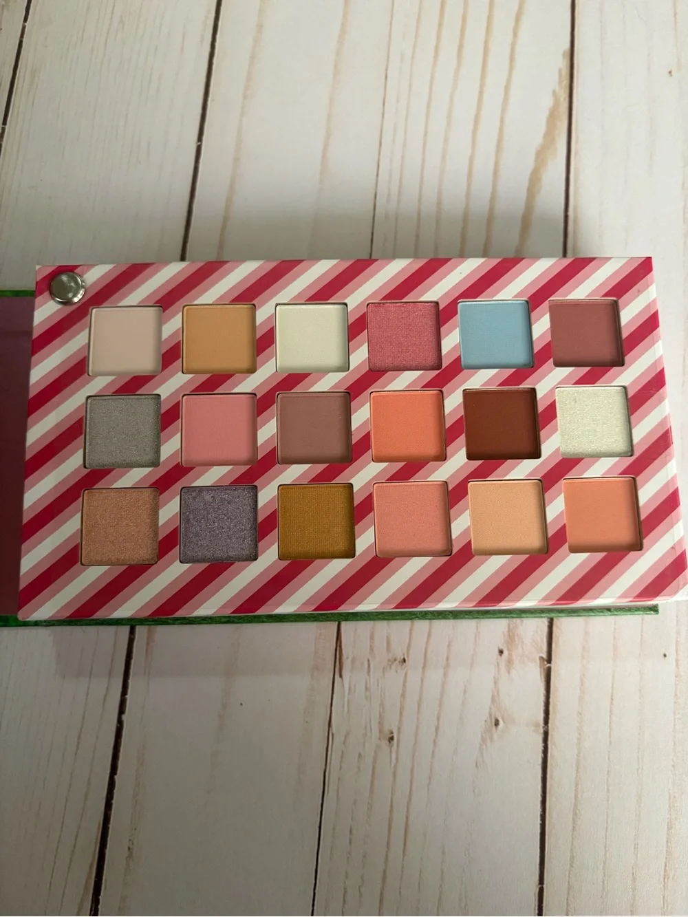 Revolution Elf Eyeshadow Palette Bundle - I’m A Cotton Headed Ninny Muggins NWT
